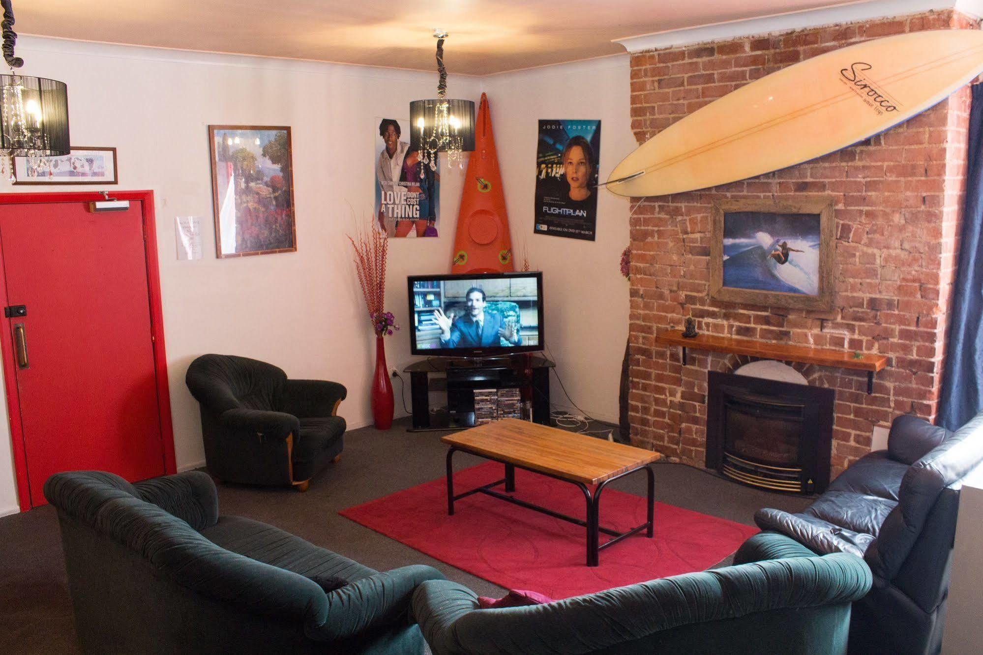 Geeky Gecko Backpackers Hostel Dunedin Ngoại thất bức ảnh