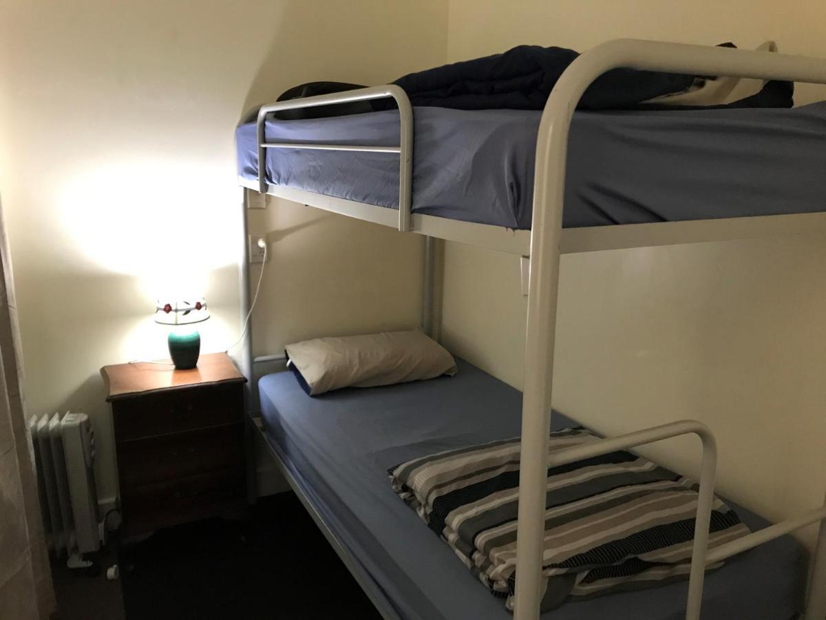 Geeky Gecko Backpackers Hostel Dunedin Ngoại thất bức ảnh