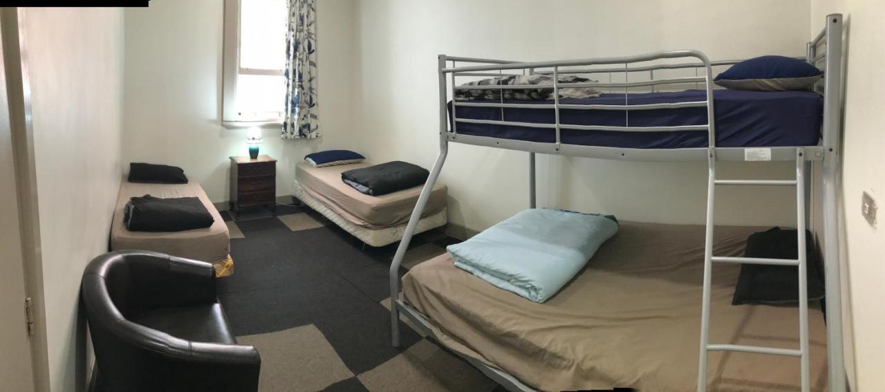 Geeky Gecko Backpackers Hostel Dunedin Ngoại thất bức ảnh